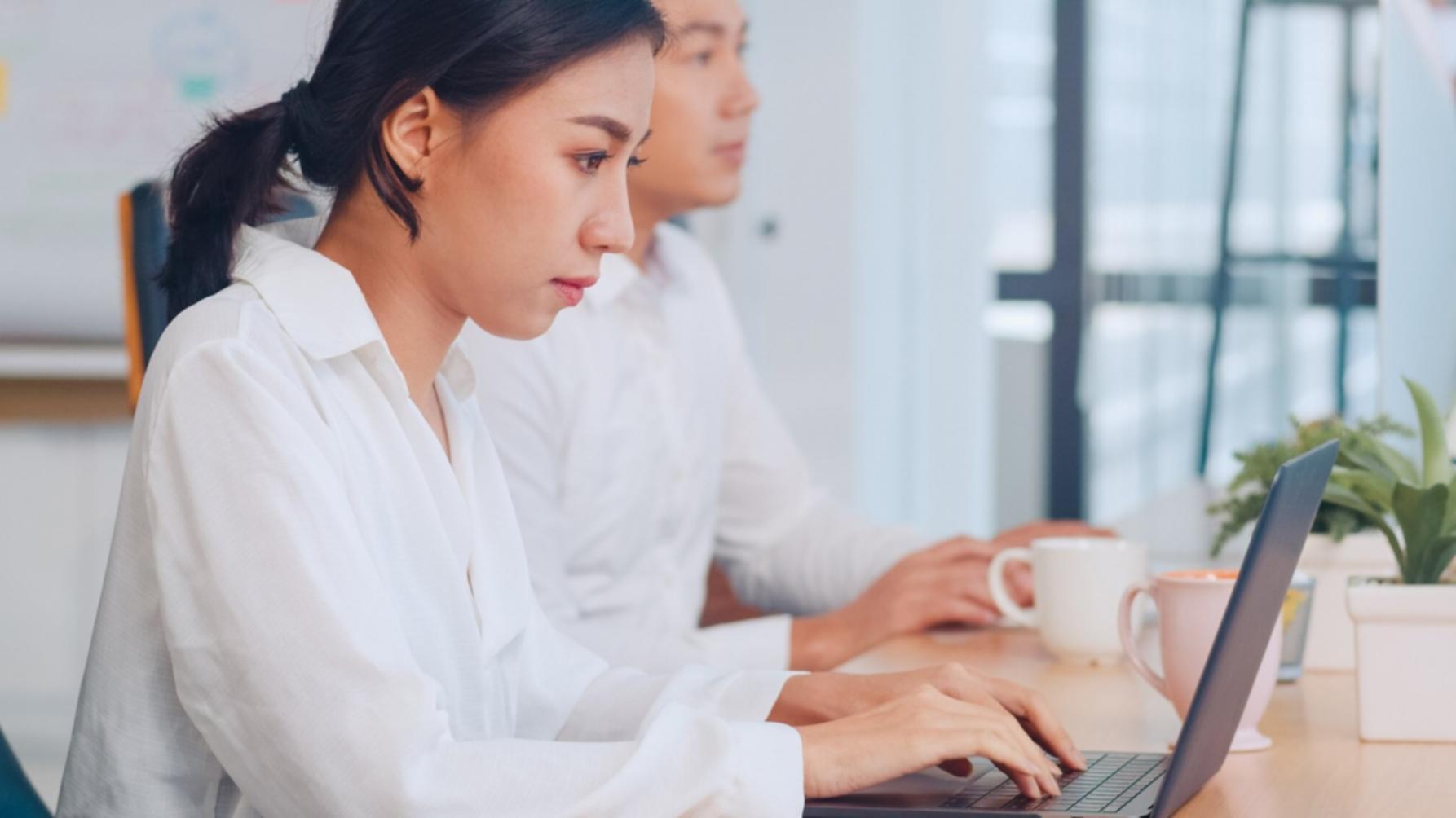 SEO analytics dashboard with traffic metrics